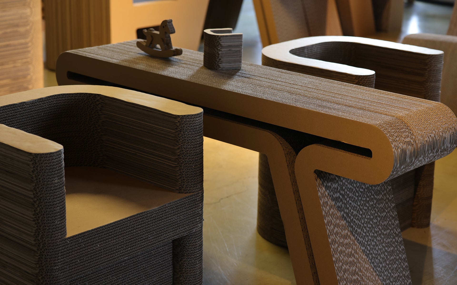 11月1日(土)2日(日)：ダンボール作品展「ダン展」開催@FLEX GALLERY 津山店